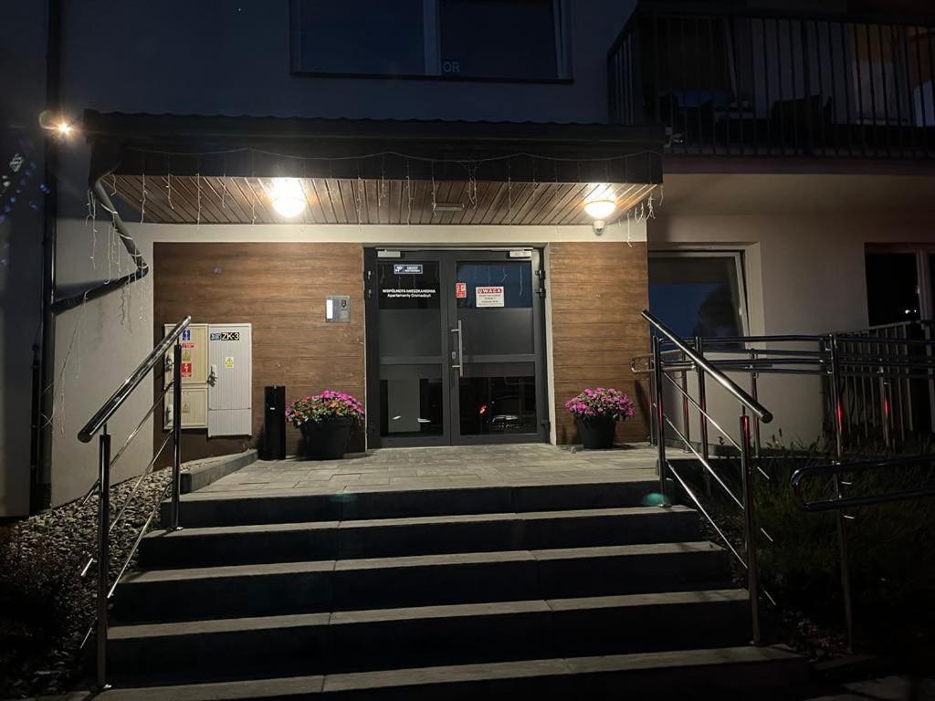Perla Bieszczad 2 Apartment Ustrzyki Dolne Exterior photo